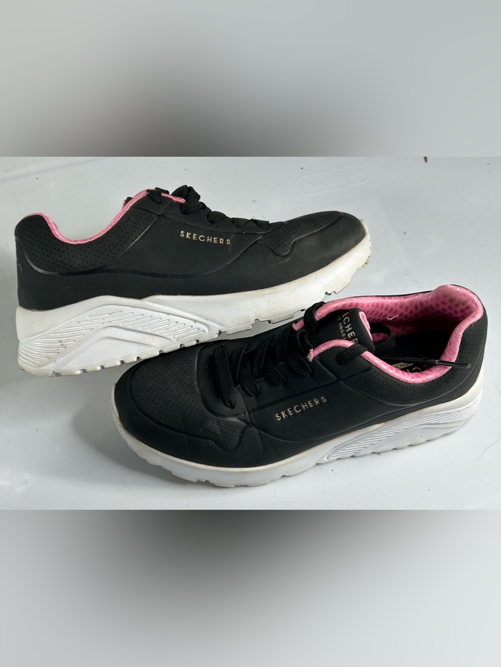 SKECHERS UNO lite girls sneakers